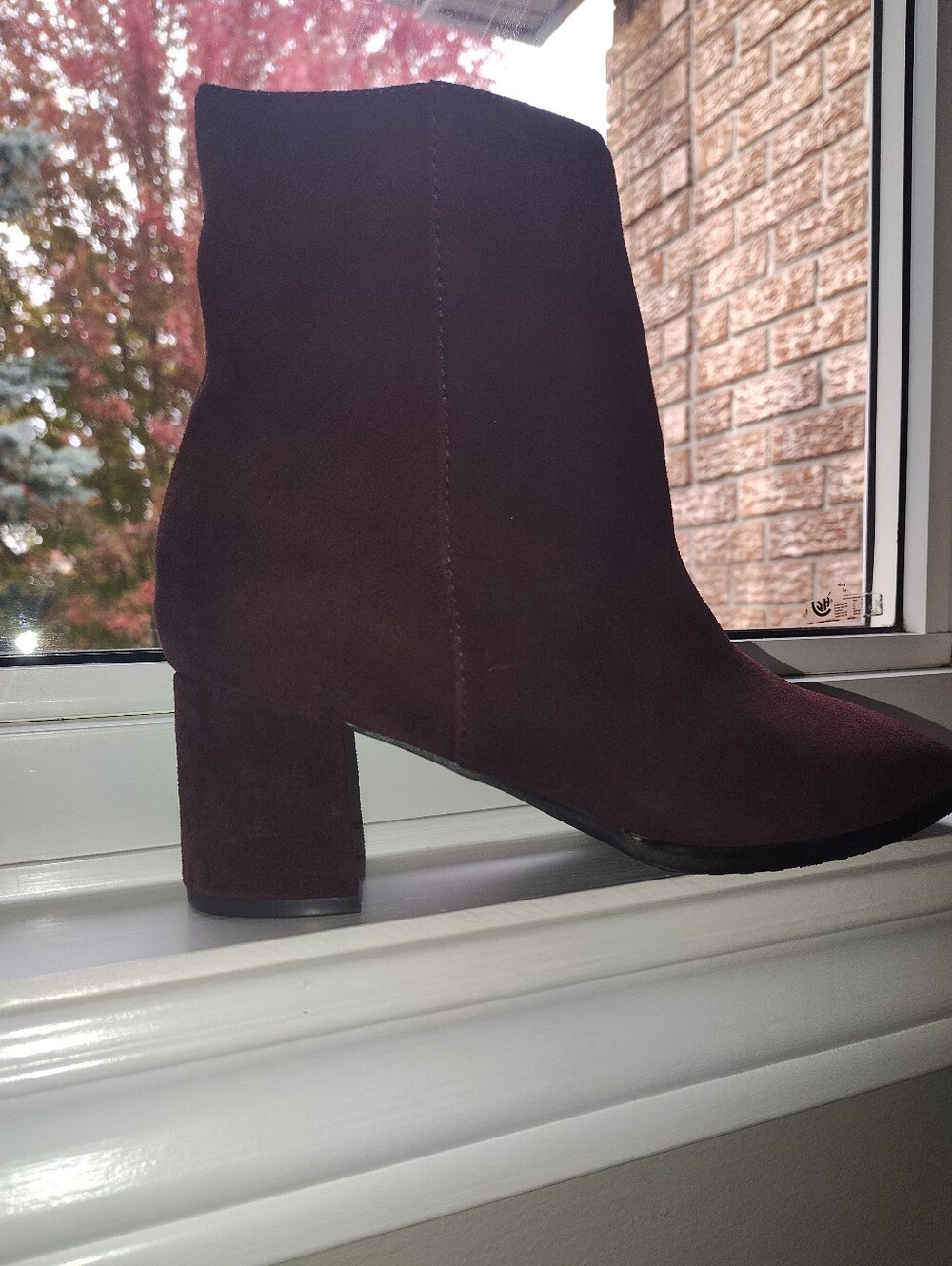Women's Suede Block Heel Ankle Boots - Burgundy